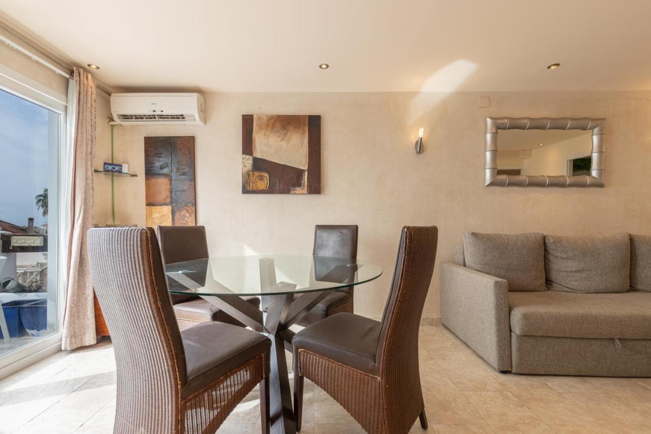 Seabreeze Carihuela Apartment Torremolinos Bagian luar foto