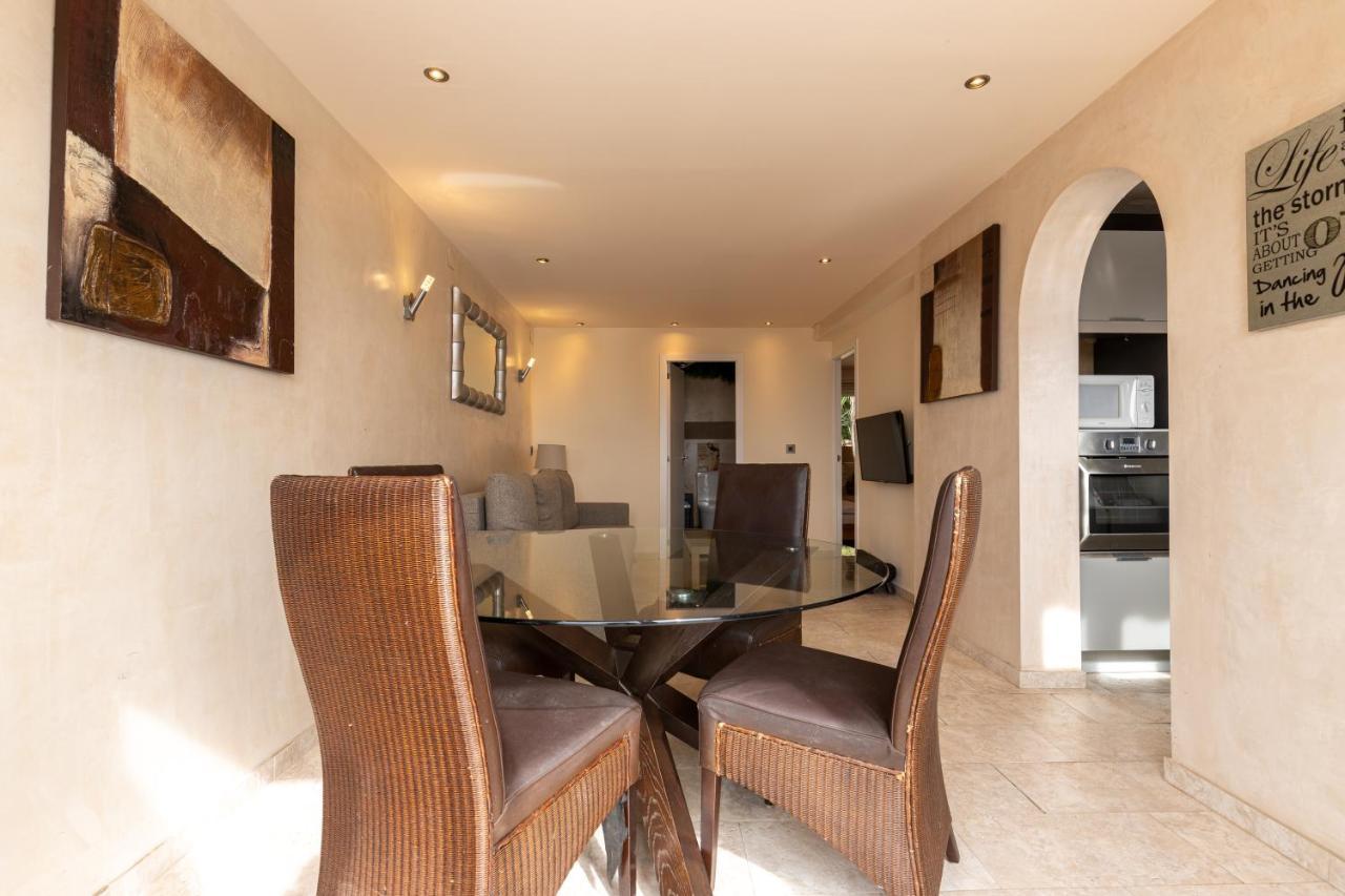 Seabreeze Carihuela Apartment Torremolinos Bagian luar foto