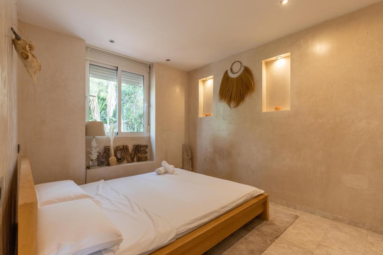 Seabreeze Carihuela Apartment Torremolinos Bagian luar foto